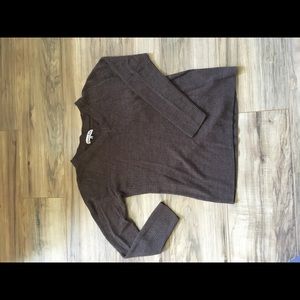 Brown v neck sweater